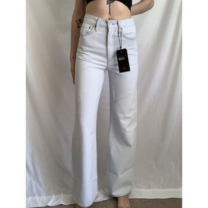 Levi’s Ribcage Wide Leg denim